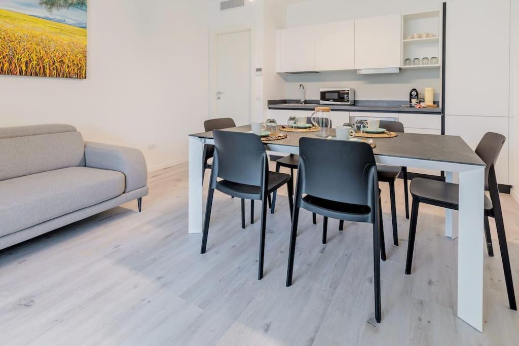 Wave Island! Luxury Resort A Jesolo - Piscina E Park Free! 외부 사진