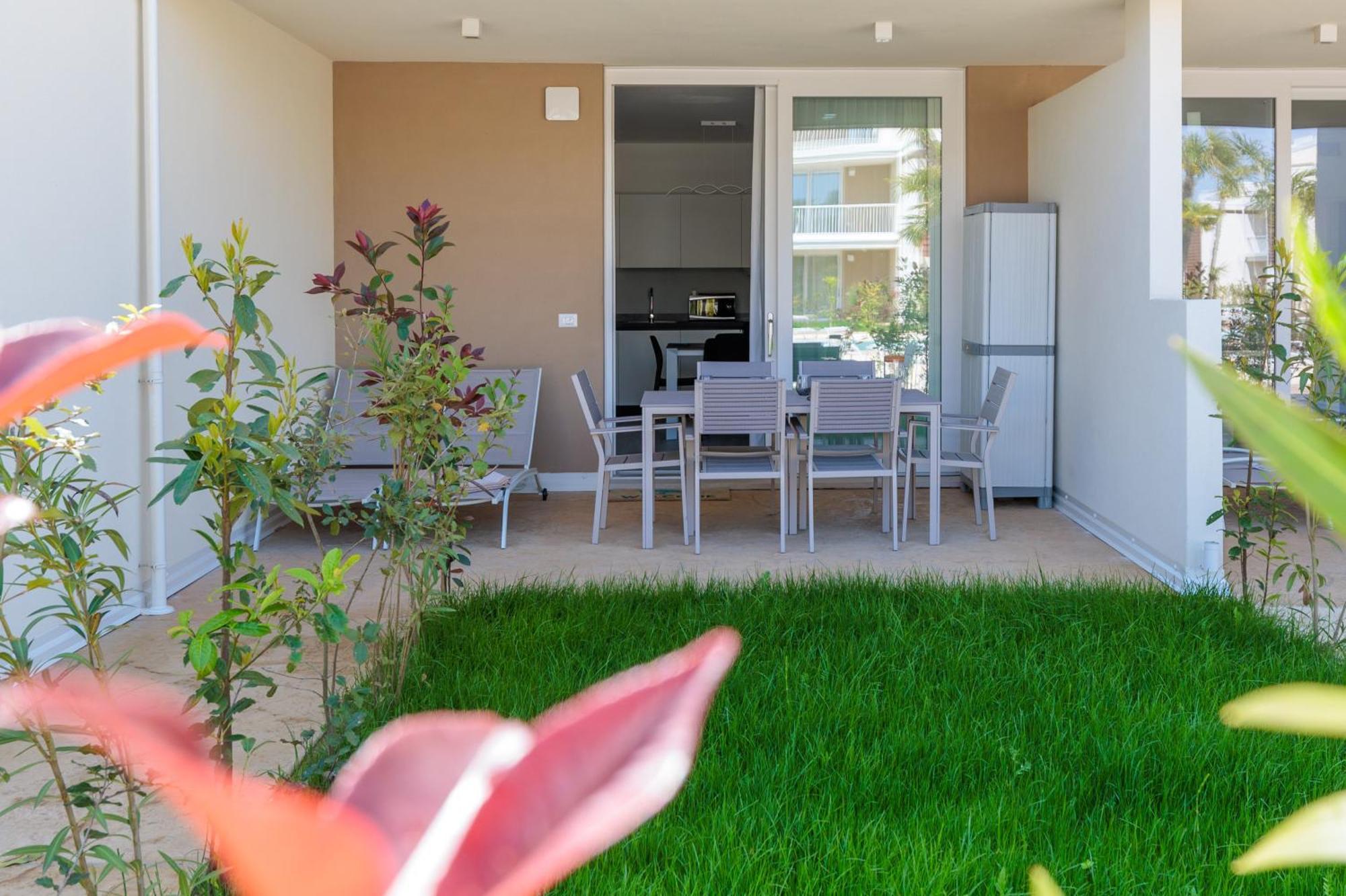 Wave Island! Luxury Resort A Jesolo - Piscina E Park Free! 외부 사진